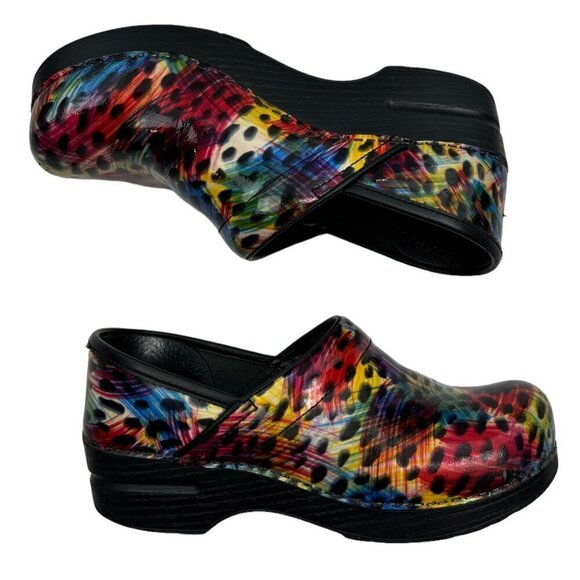 Dansko Abstract/Artsy Rainbow Animal Print Slip-On Clogs Women's SZ 37/US 6.5-7 - Picture 3 of 8